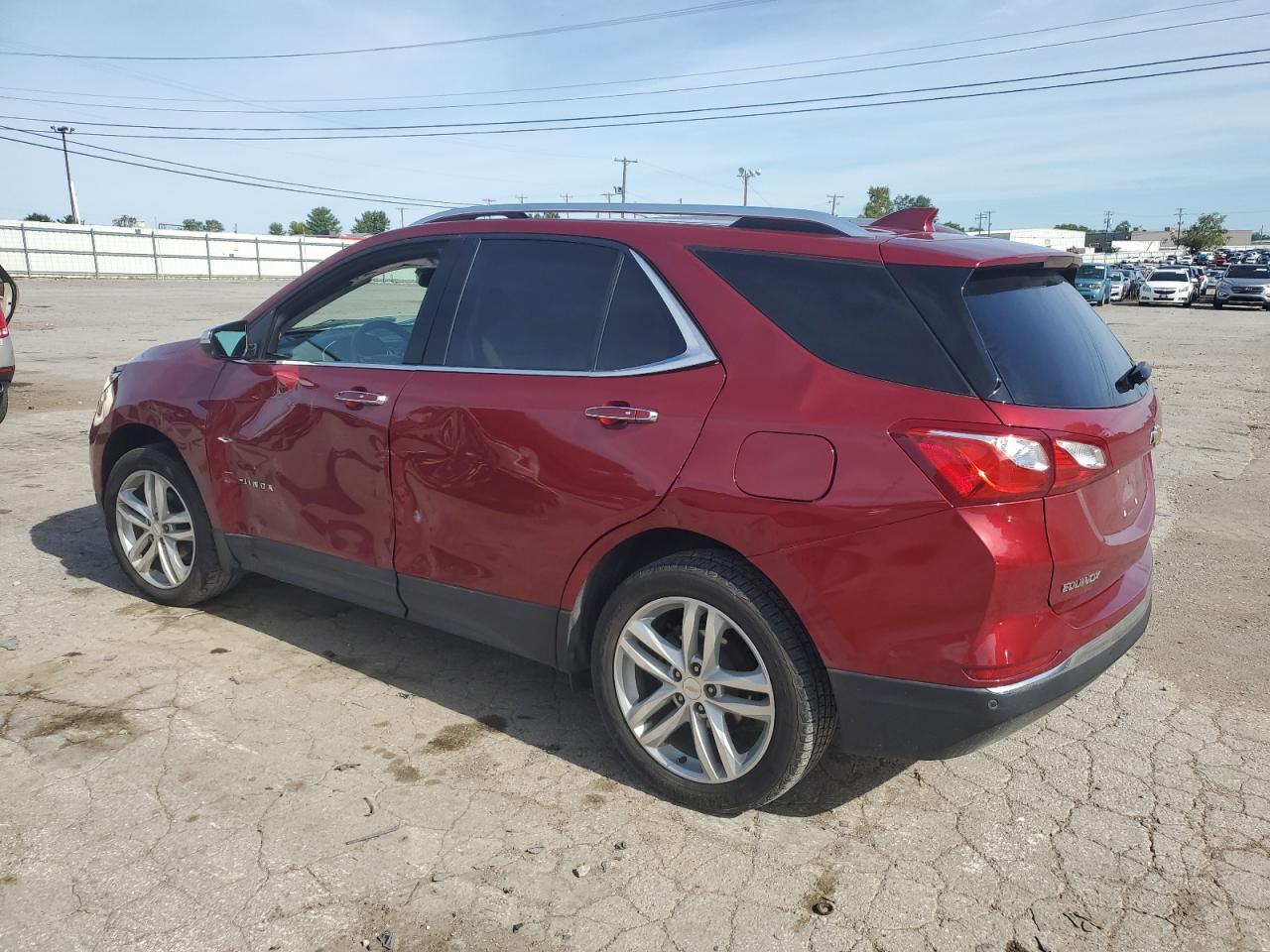 2GNAXVEV7J6148020 2018 CHEVROLET EQUINOX - Image 2