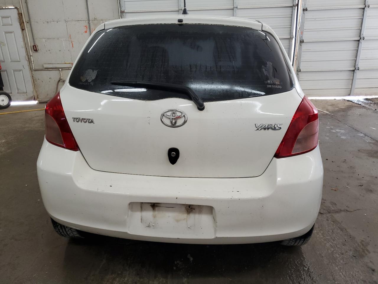 2008 Toyota Yaris VIN: JTDJT923485160291 Lot: 72694514