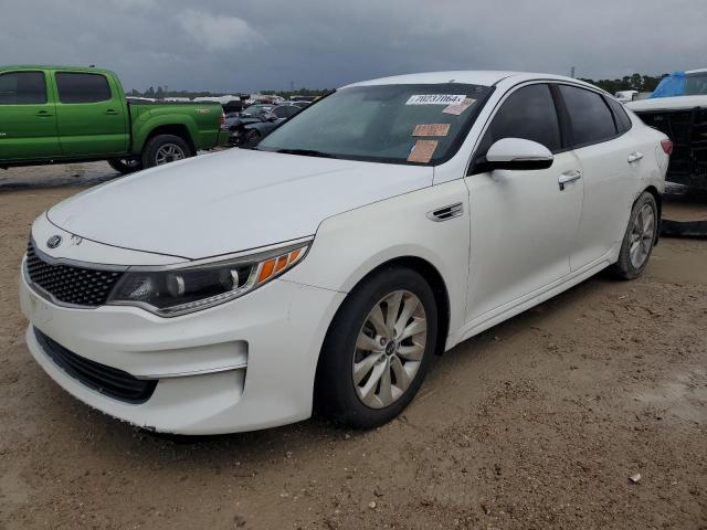 Sedans KIA OPTIMA 2016 White