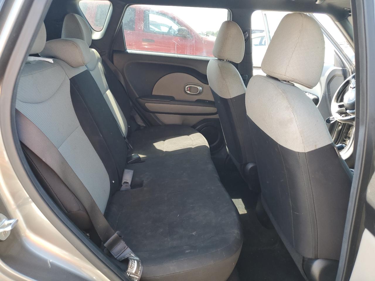 KNDJN2A25K7661941 2019 Kia Soul