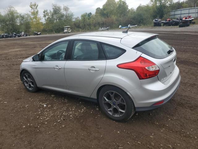  FORD FOCUS 2014 Серебристый