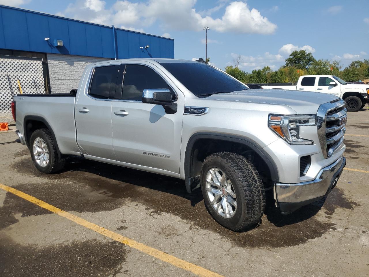 2020 GMC Sierra - Image 4