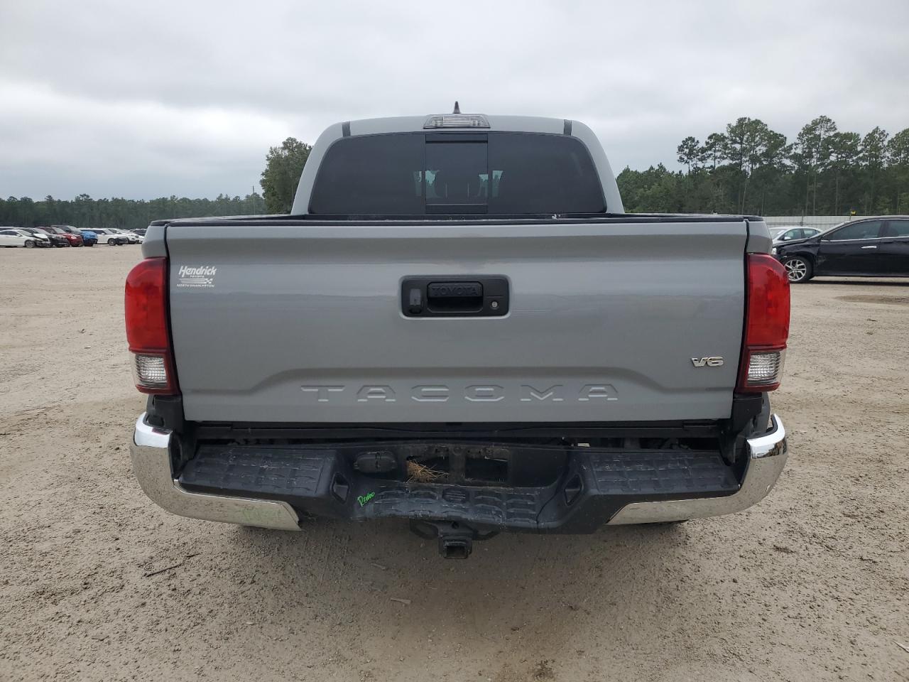 3TMCZ5AN8JM153184 2018 Toyota Tacoma Double Cab