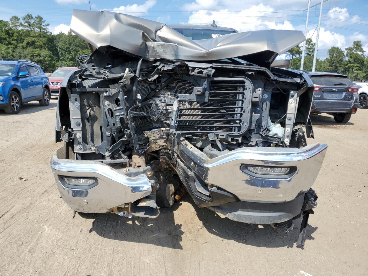 2017 GMC Sierra - Image 5