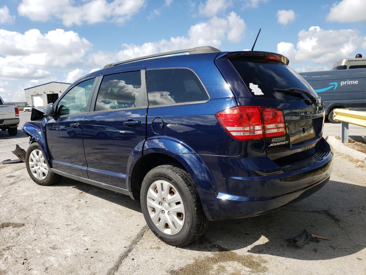 2017 Dodge Journey - Image 2