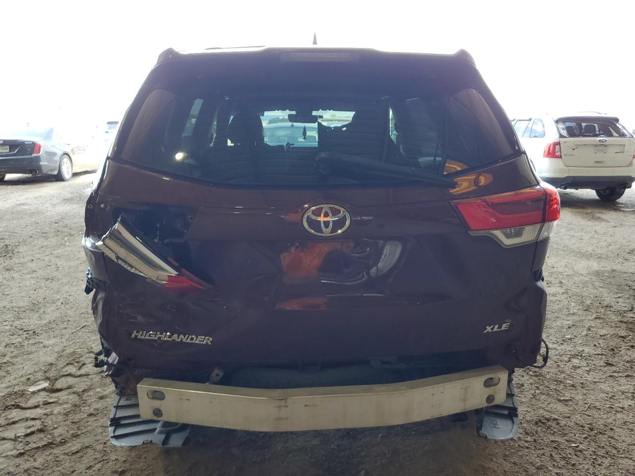 2018 Toyota Highlander Se VIN: 5TDKZRFH5JS253197 Lot: 69718734