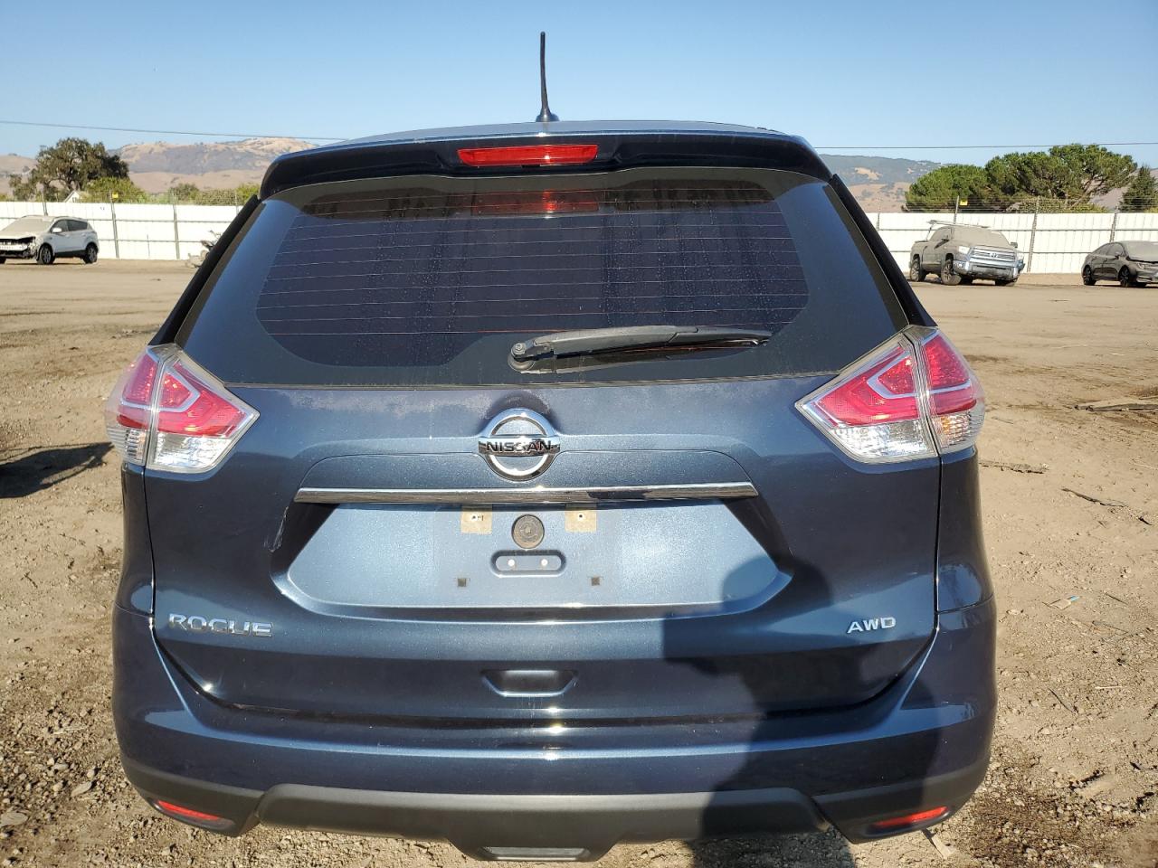 2016 Nissan Rogue S VIN: KNMAT2MV2GP688775 Lot: 72246574