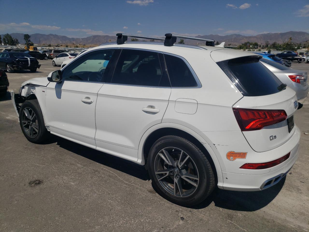 WA1G2AFYXL2049169 2020 AUDI Q5 - Image 2