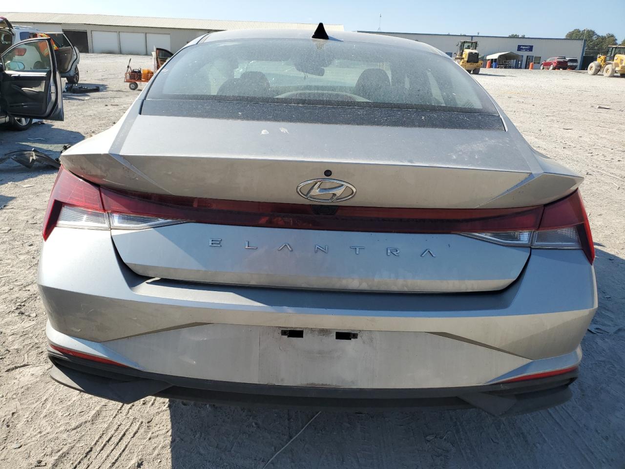 2023 Hyundai Elantra Sel VIN: 5NPLM4AGXPH104240 Lot: 70777854