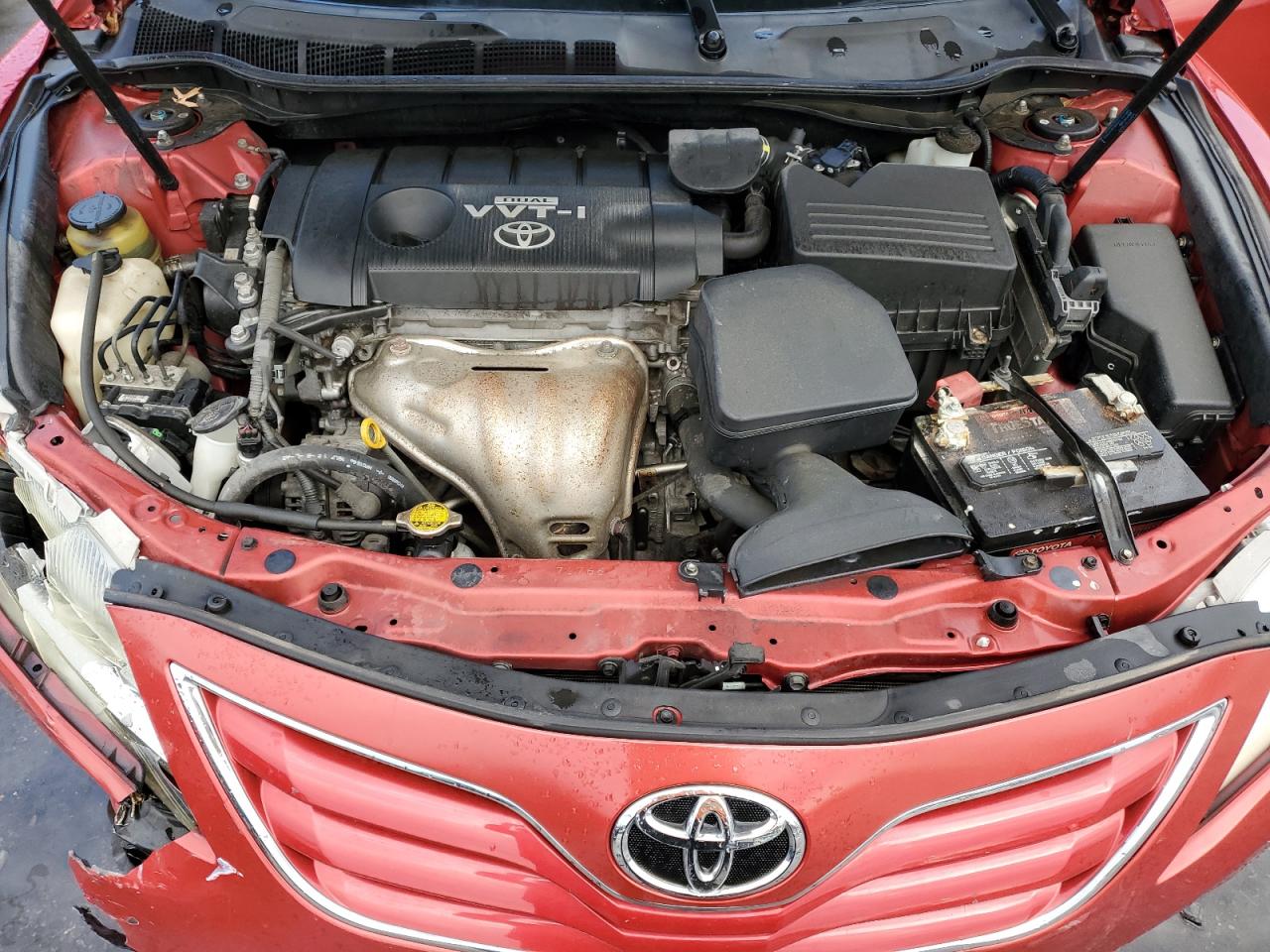 2010 Toyota Camry - Image 13
