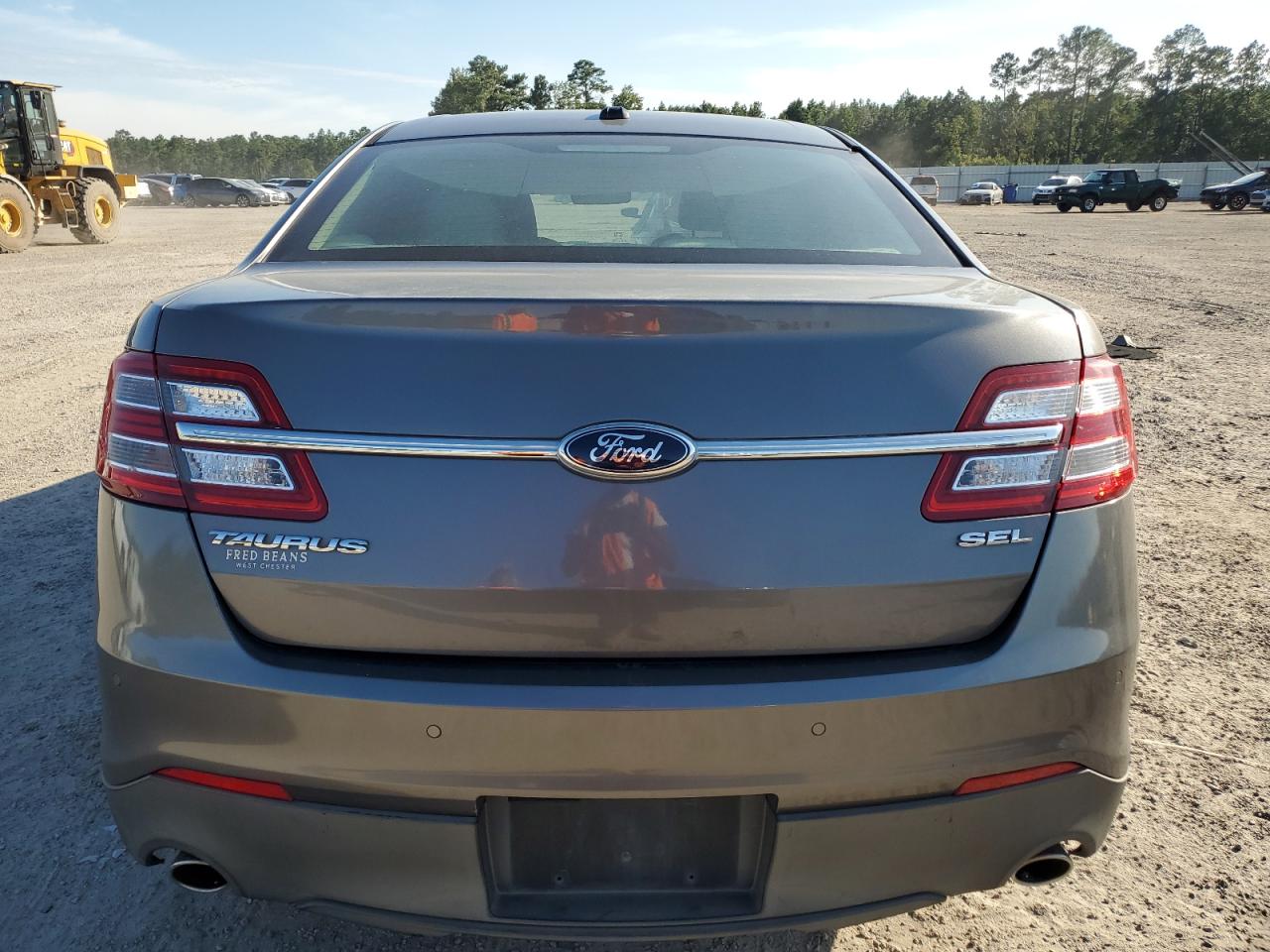 2013 Ford Taurus Sel VIN: 1FAHP2E88DG130944 Lot: 69944444