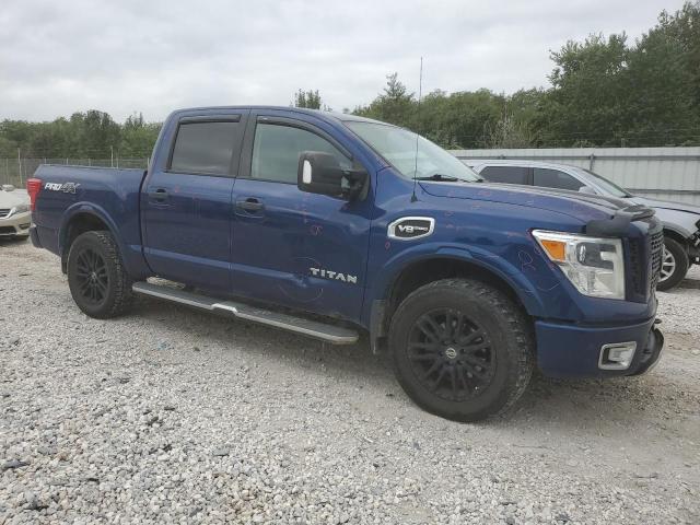  NISSAN TITAN 2017 Granatowy