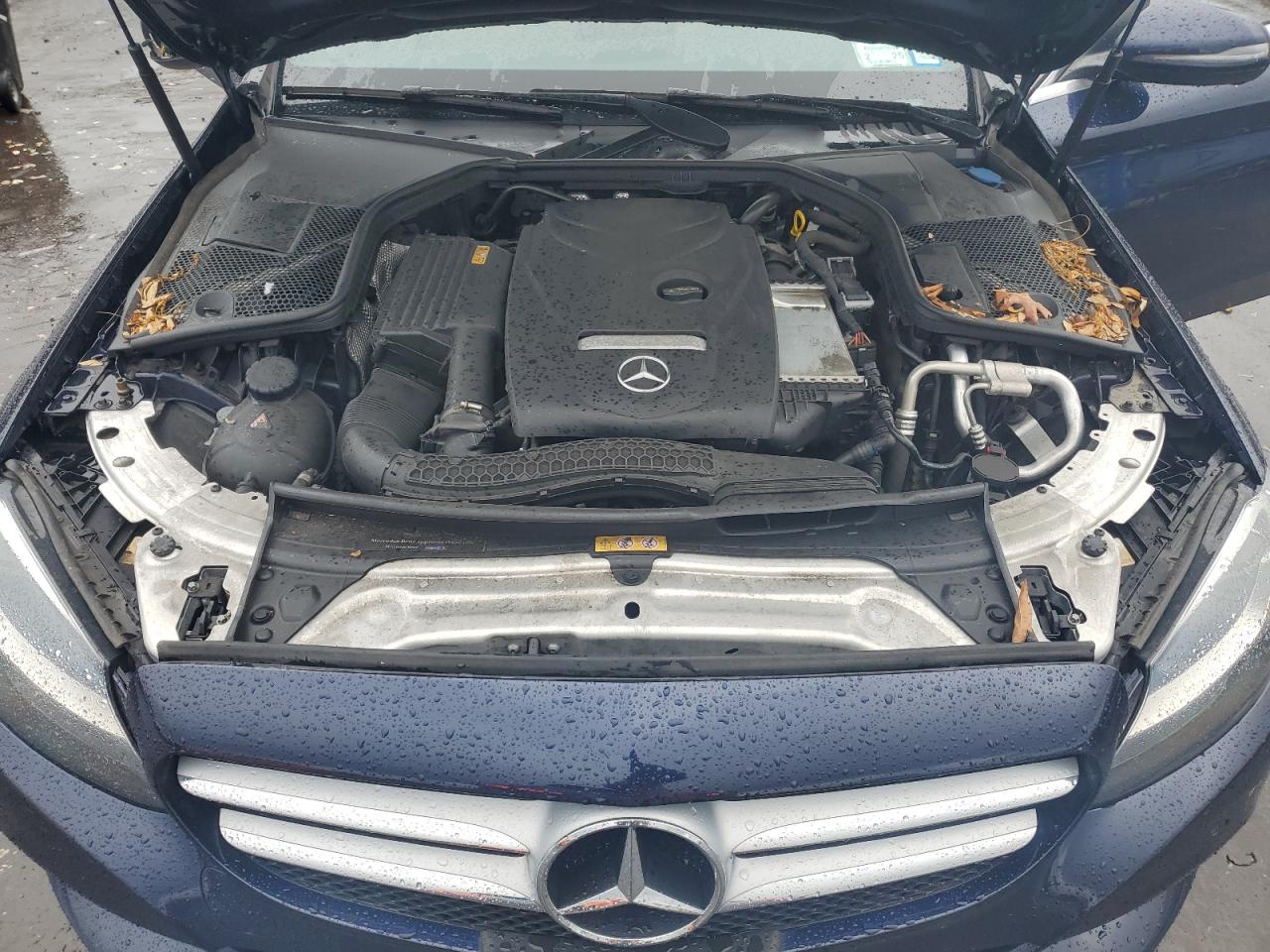 55SWF4KB9JU264379 2018 Mercedes-Benz C 300 4Matic