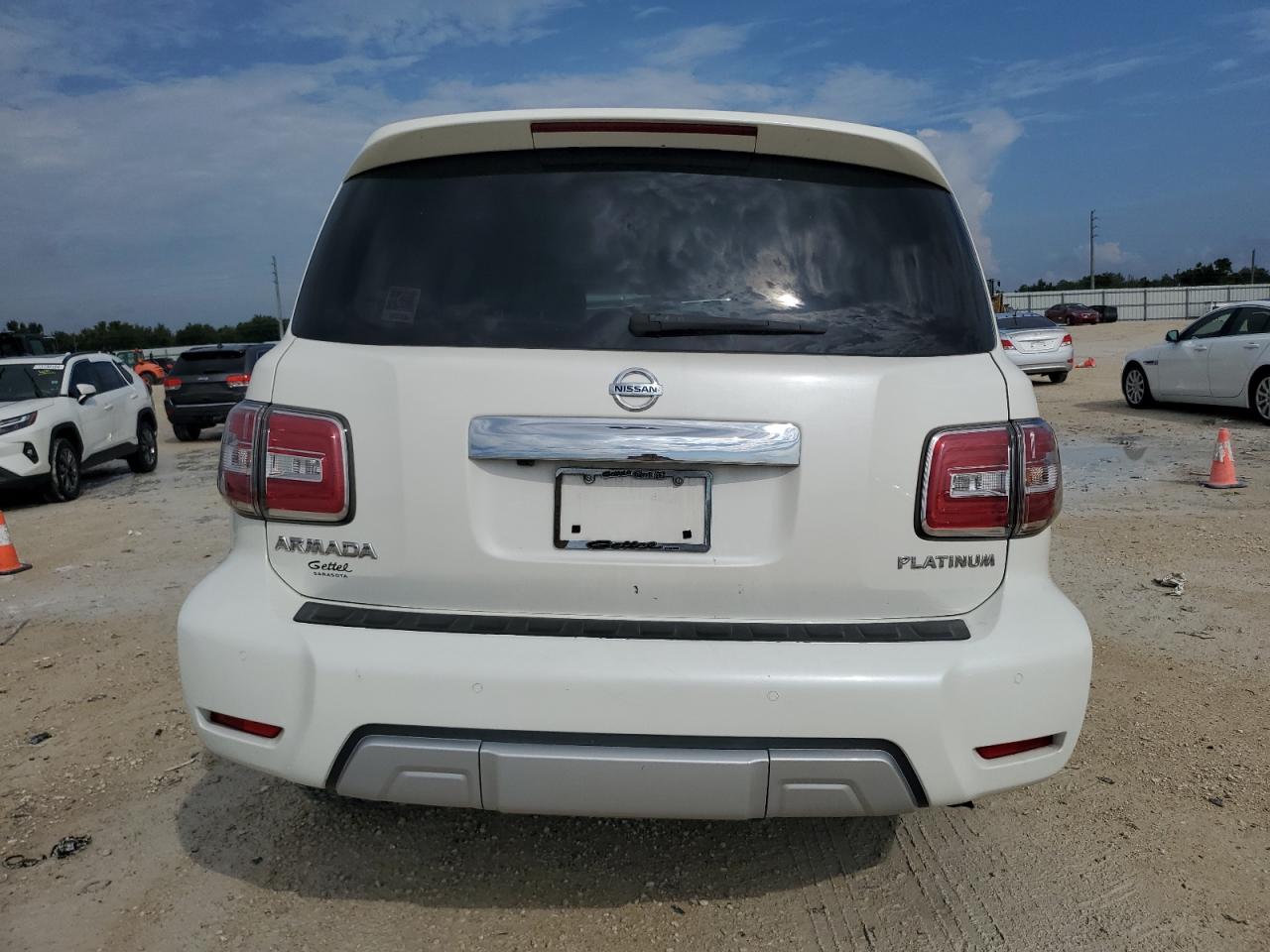 JN8AY2NF2H9304402 2017 Nissan Armada Platinum