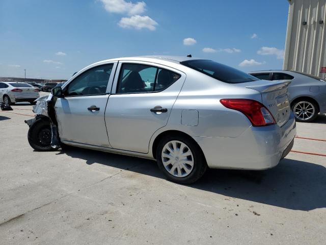  NISSAN VERSA 2018 Сріблястий