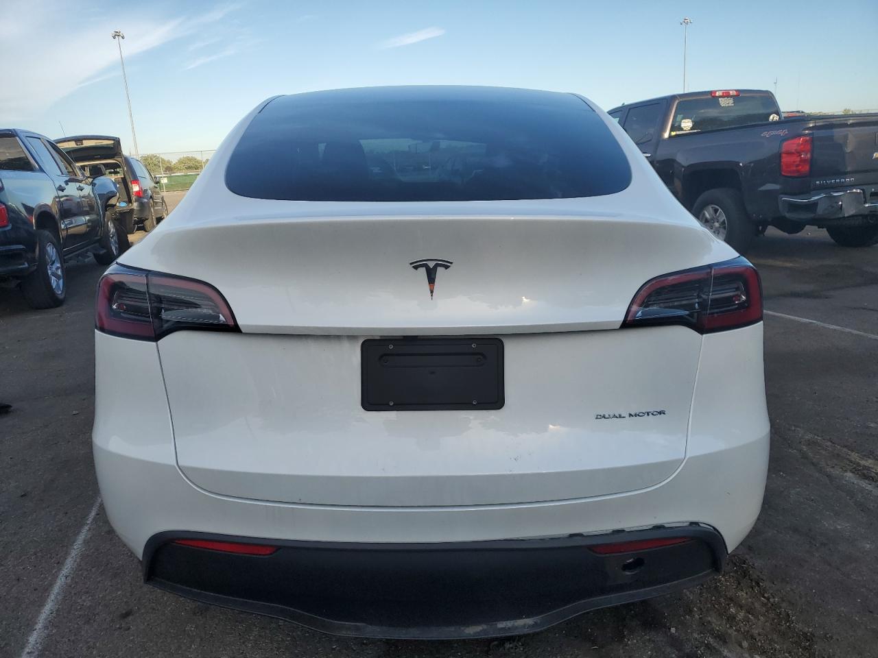 2024 Tesla Model Y VIN: 7SAYGDEE9RA259028 Lot: 68334614