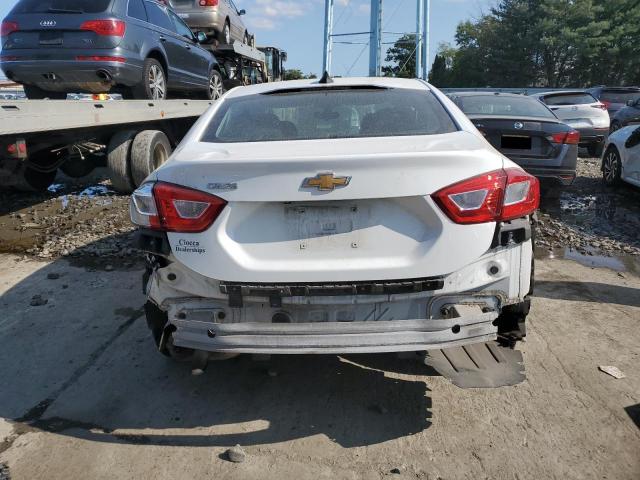  CHEVROLET CRUZE 2018 White