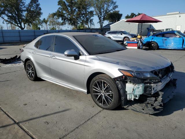 4T1G11AK7MU517971 Toyota Camry SE 4