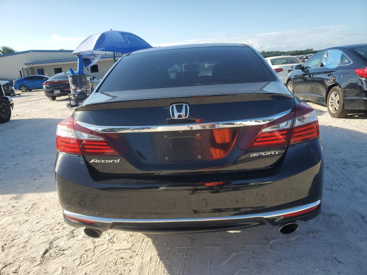 2016 Honda Accord Sport VIN: 1HGCR2F50GA137186 Lot: 72972364