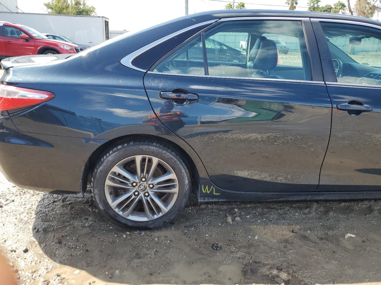 4T1BF1FK5GU556812 2016 Toyota Camry Le