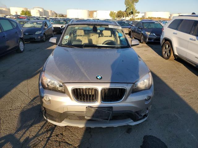  BMW X1 2015 Srebrny