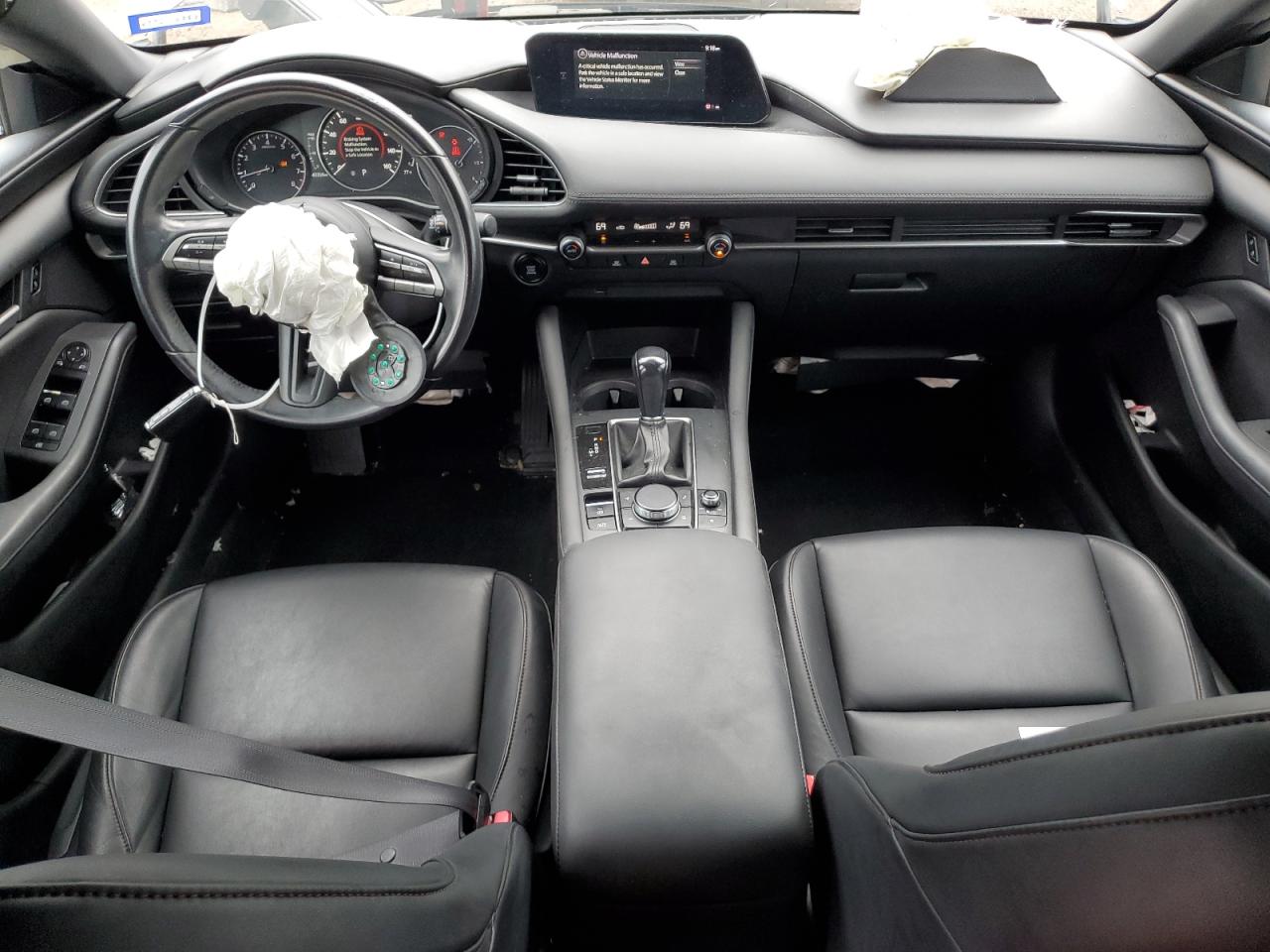 2020 Mazda 3 - Image 8