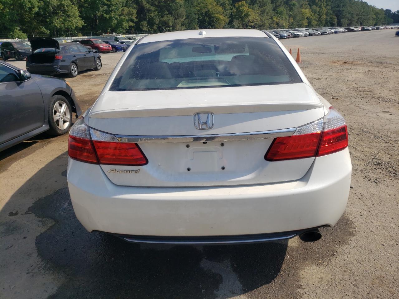 1HGCR2F82FA014854 2015 Honda Accord Exl