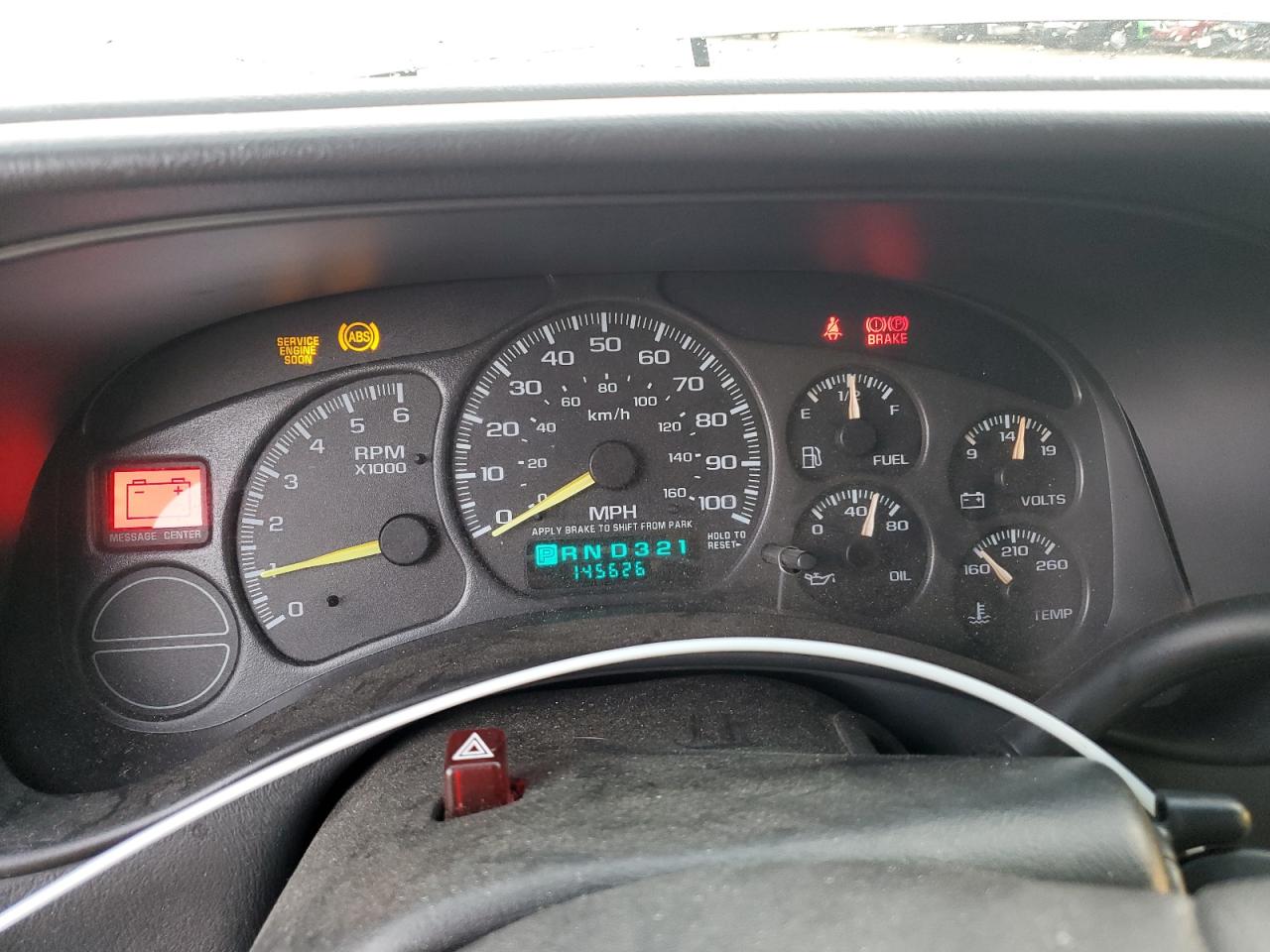 2001 Chevrolet Silverado - Image 9