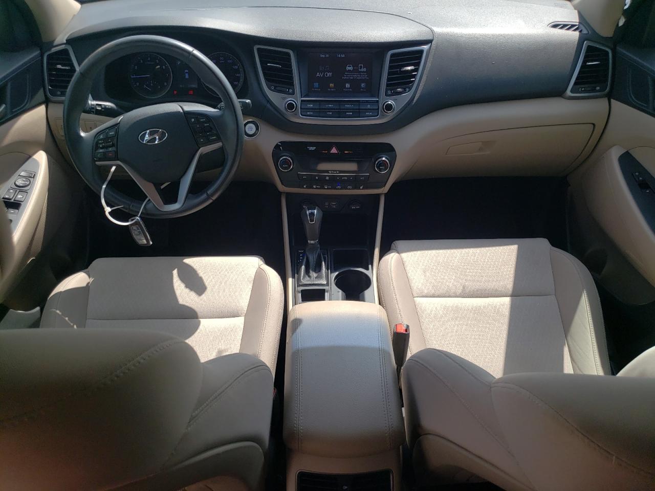 KM8J33AL6JU801530 2018 Hyundai Tucson Sport