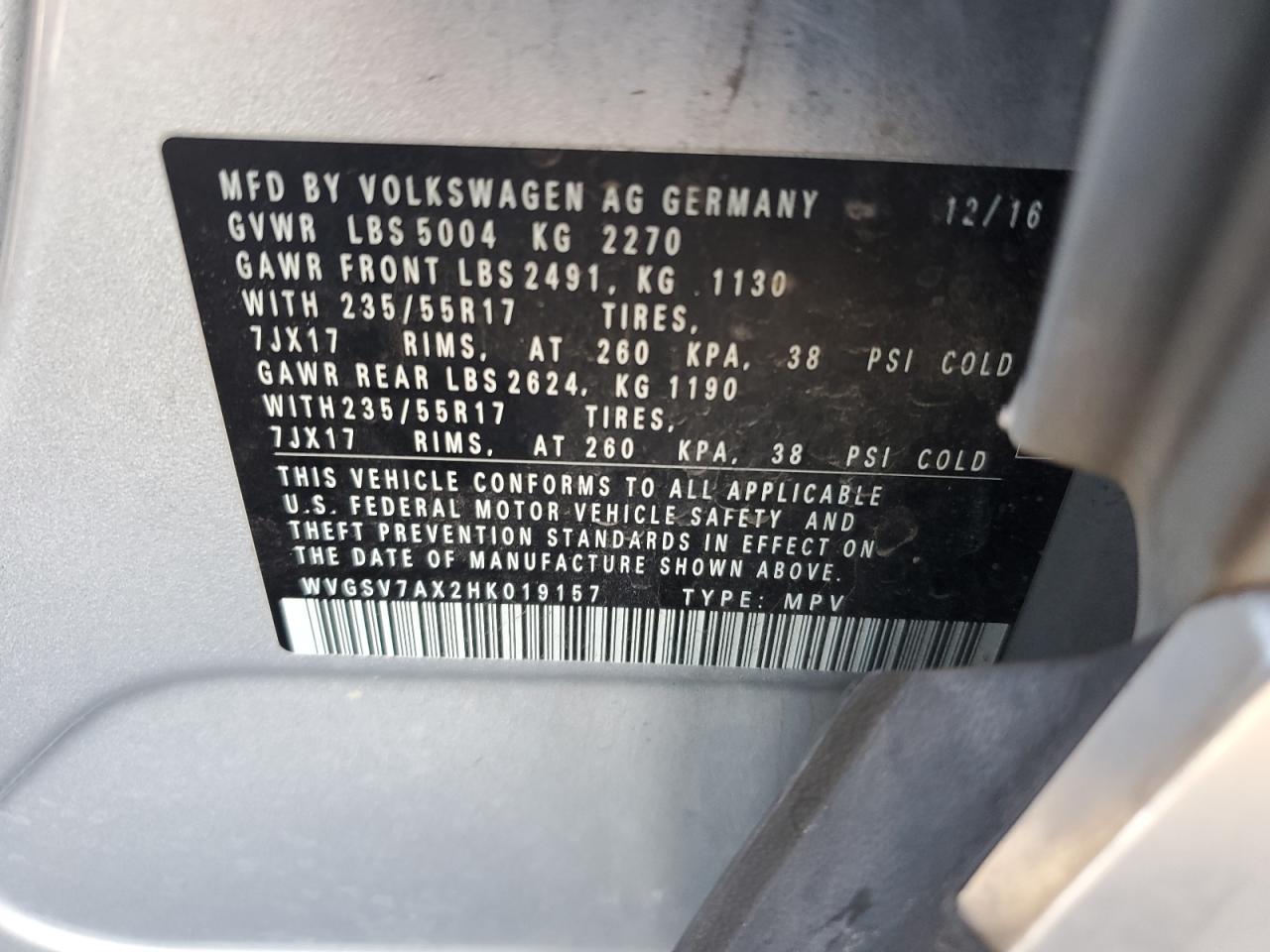 WVGSV7AX2HK019157 2017 Volkswagen Tiguan Wolfsburg