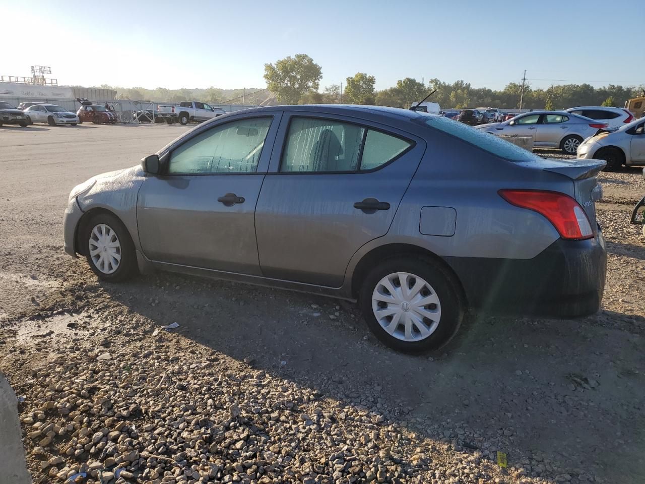 2018 Nissan Versa - Image 2