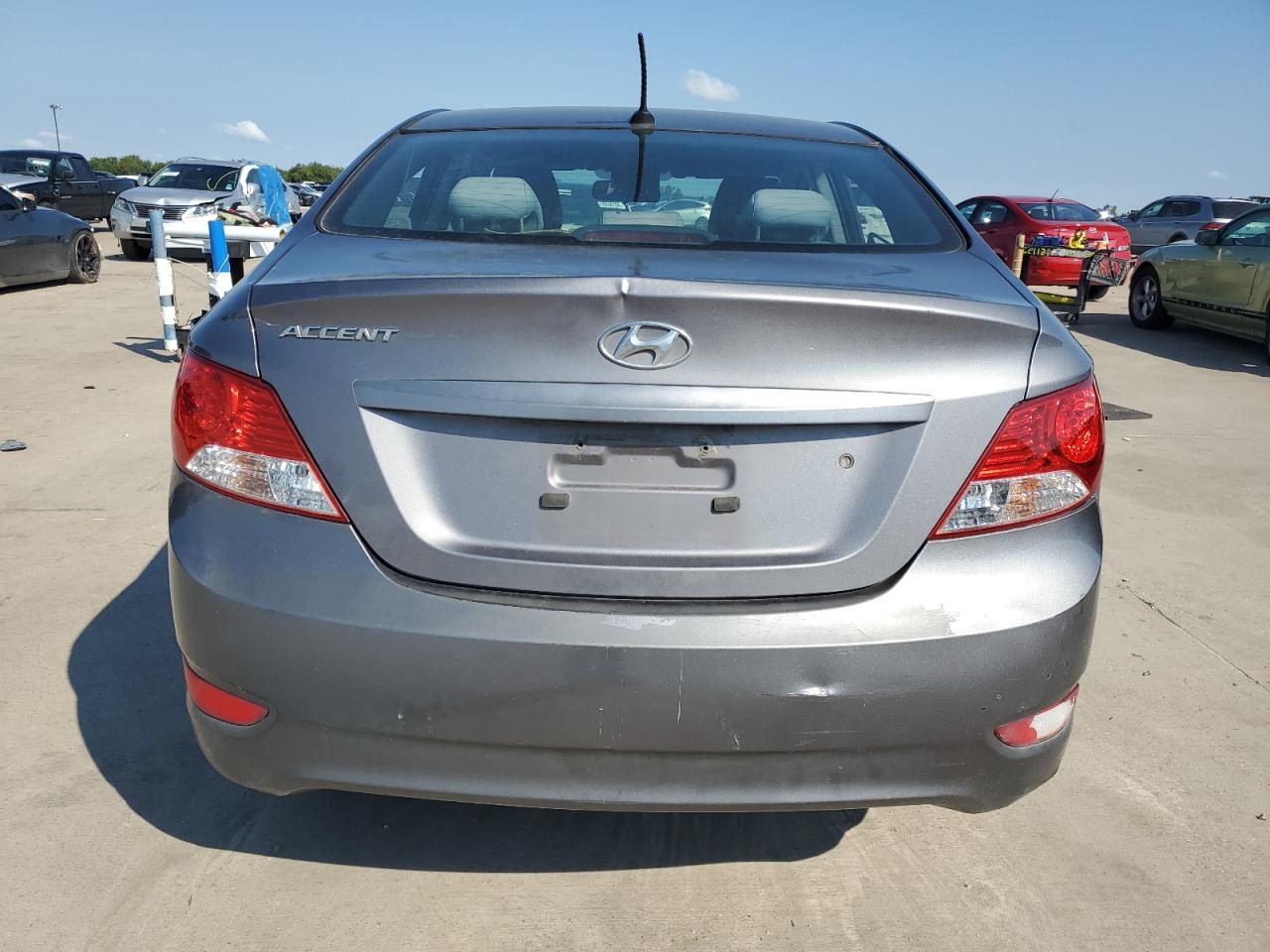 2014 Hyundai Accent Gls VIN: KMHCT4AE4EU670913 Lot: 70536254