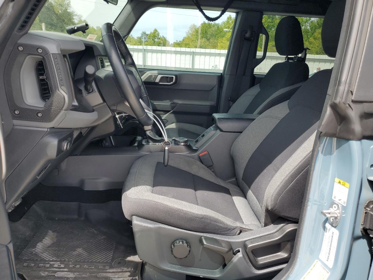 2021 Ford Bronco Base VIN: 1FMDE5AP9NLB56437 Lot: 70031044