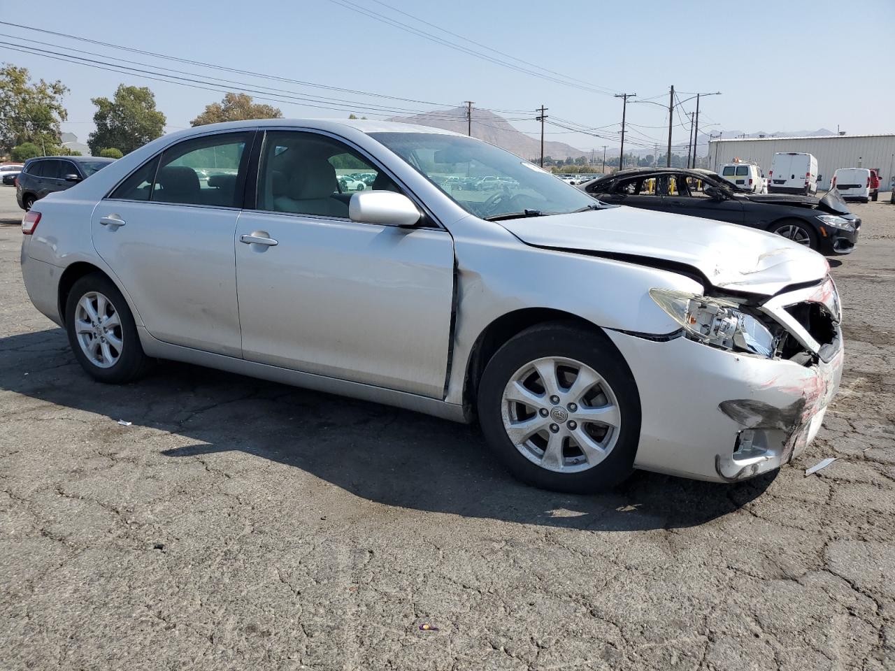 2011 Toyota Camry - Image 4