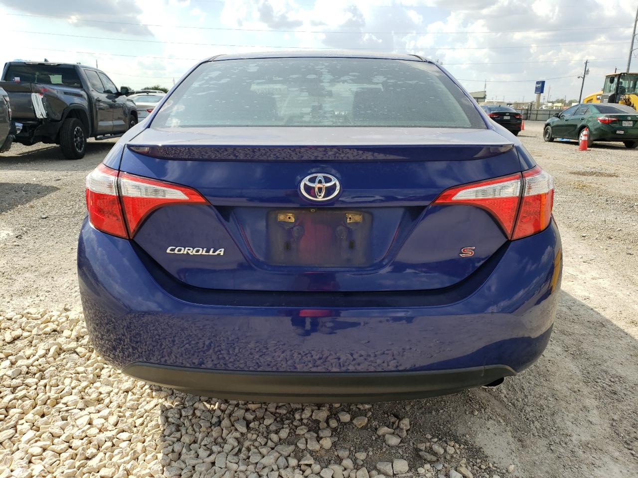 2016 Toyota Corolla L VIN: 5YFBURHE0GP370687 Lot: 71537814