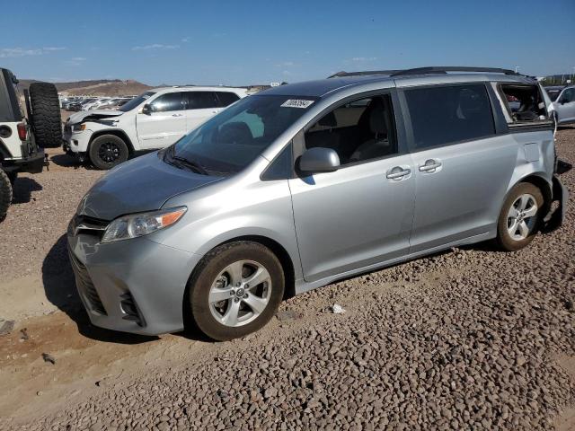 2019 Toyota Sienna Le