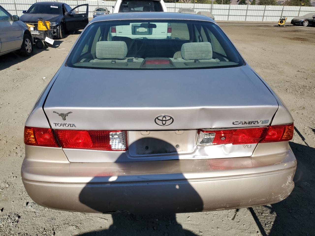 2000 Toyota Camry Le VIN: 4T1BF28K4YU095414 Lot: 70451964