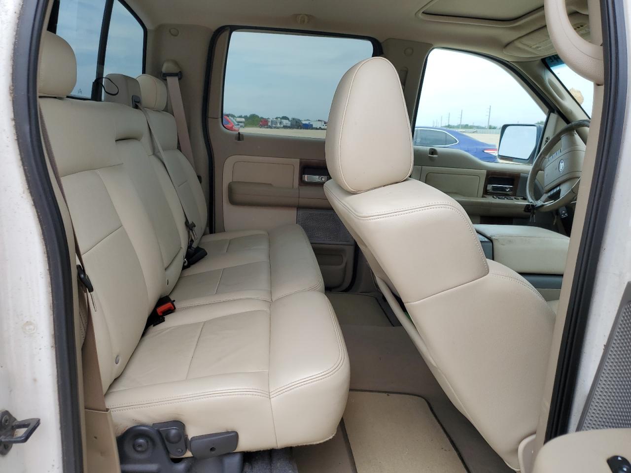 2004 Ford F-150 - Image 10
