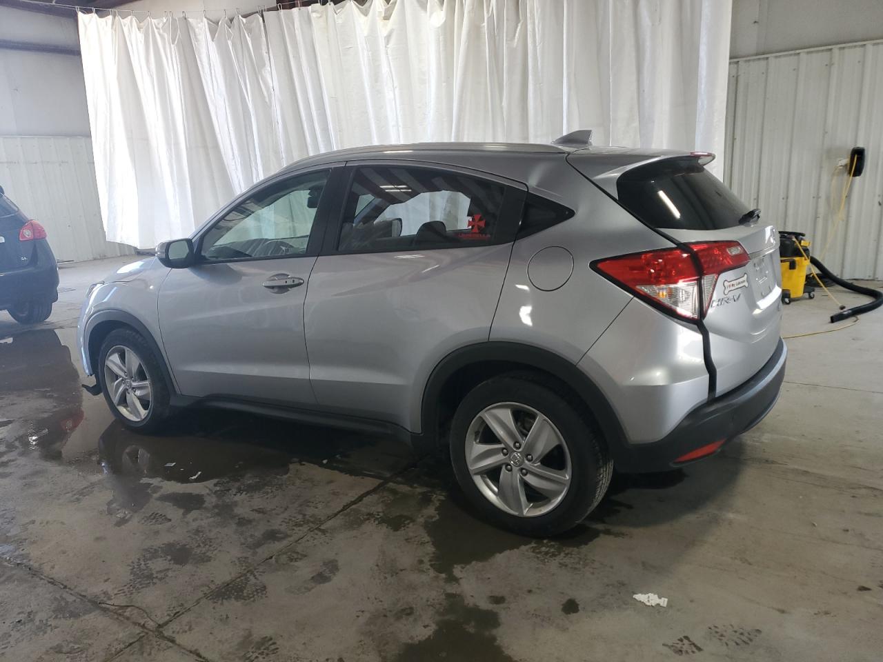 3CZRU6H72KM720216 2019 HONDA HR-V - Image 2