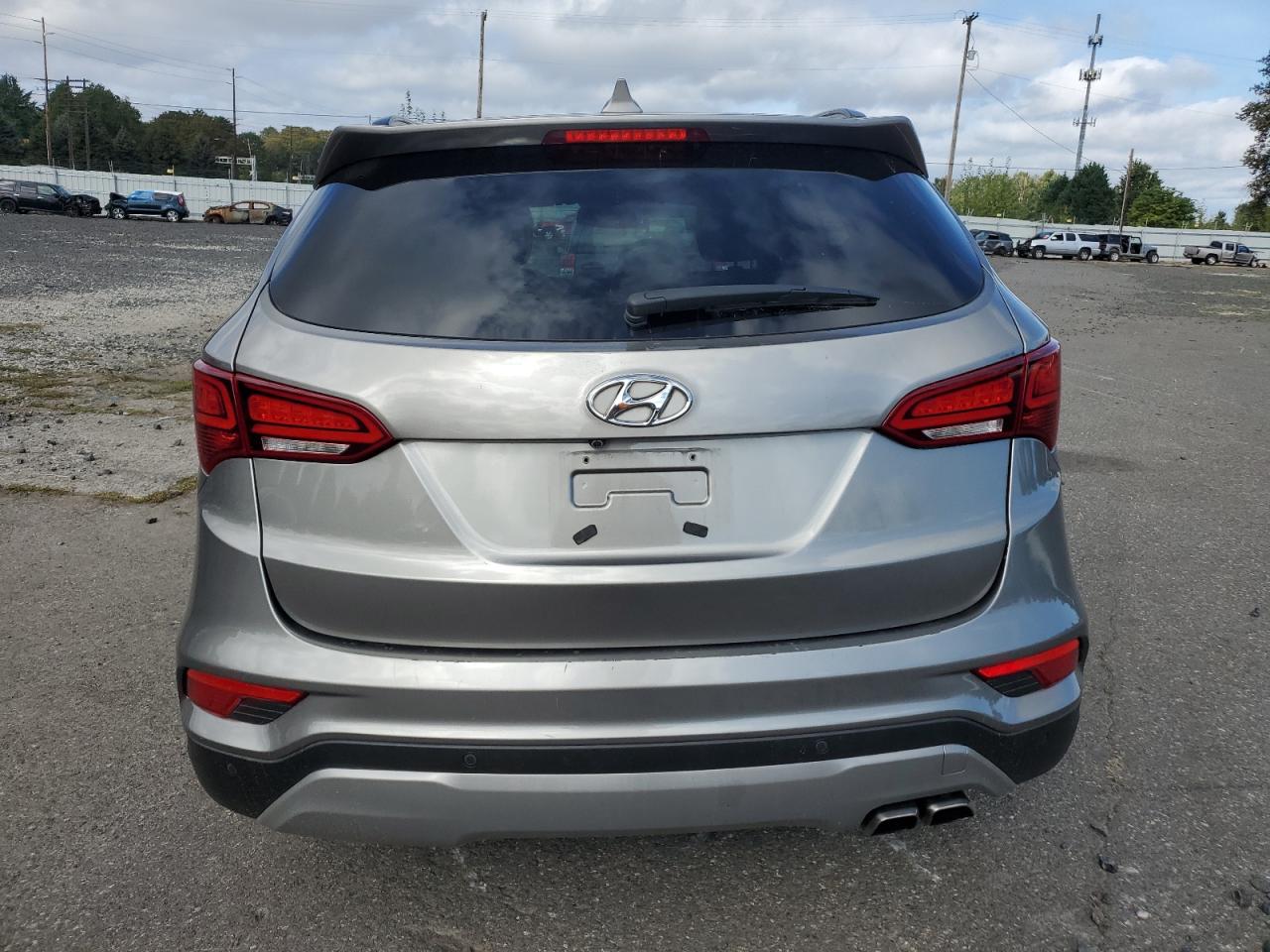 5XYZWDLA3HG494328 2017 Hyundai Santa Fe Sport