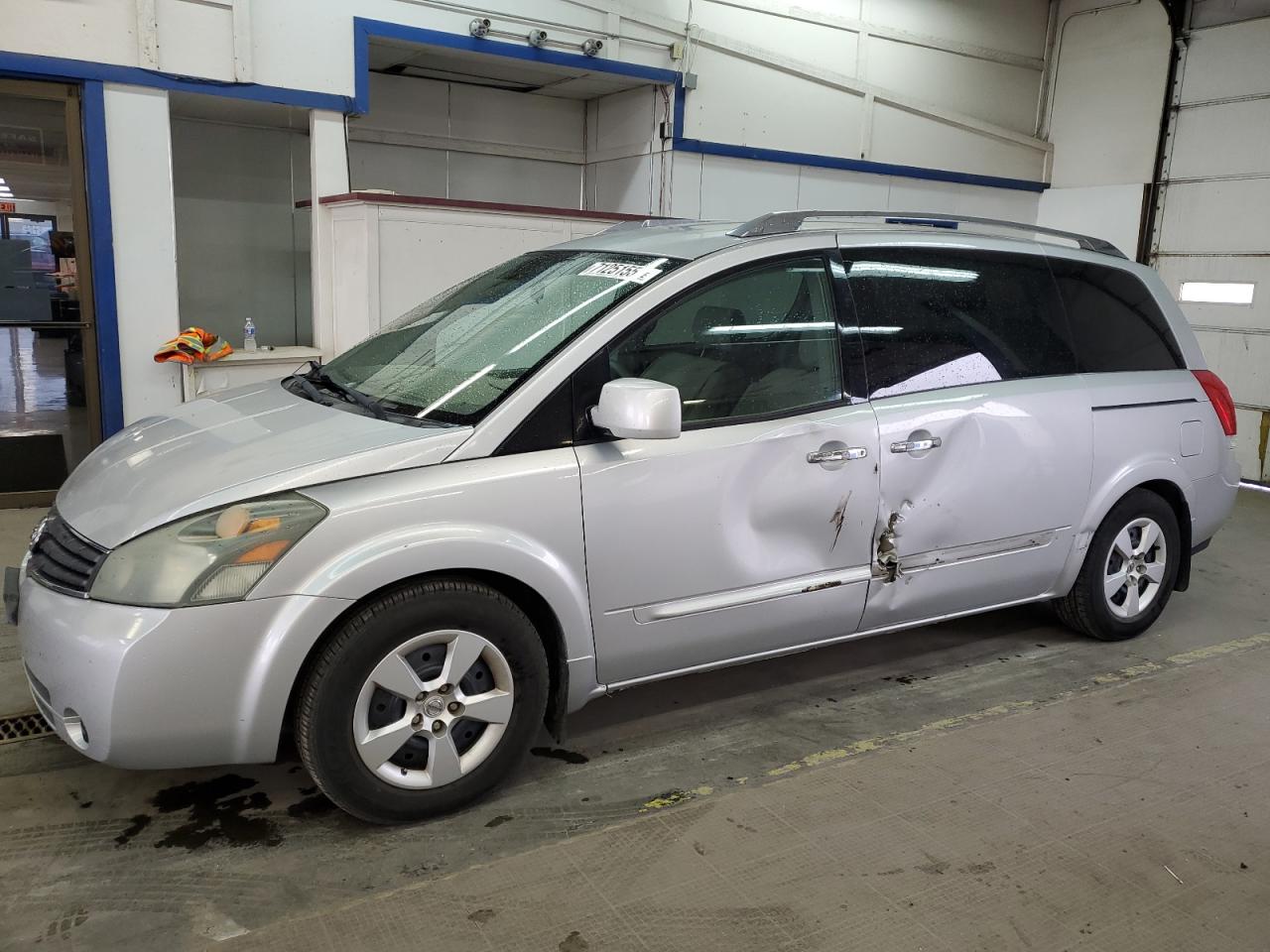 2007 Nissan Quest - Image 1