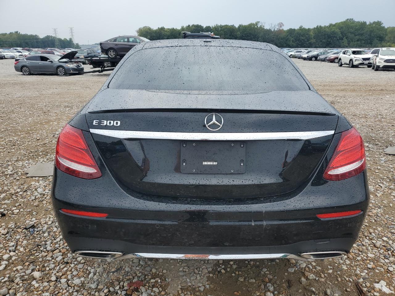 WDDZF4JB7JA309978 2018 Mercedes-Benz E 300