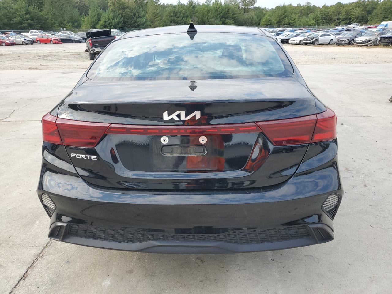 3KPF24AD6RE697076 2024 Kia Forte Lx