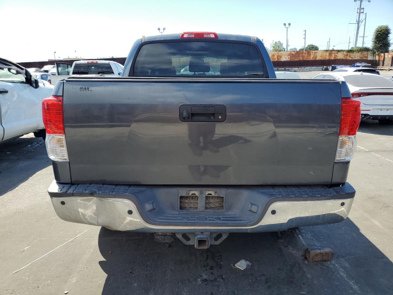 2010 Toyota Tundra Crewmax Limited VIN: 5TFHY5F17AX153685 Lot: 71497794