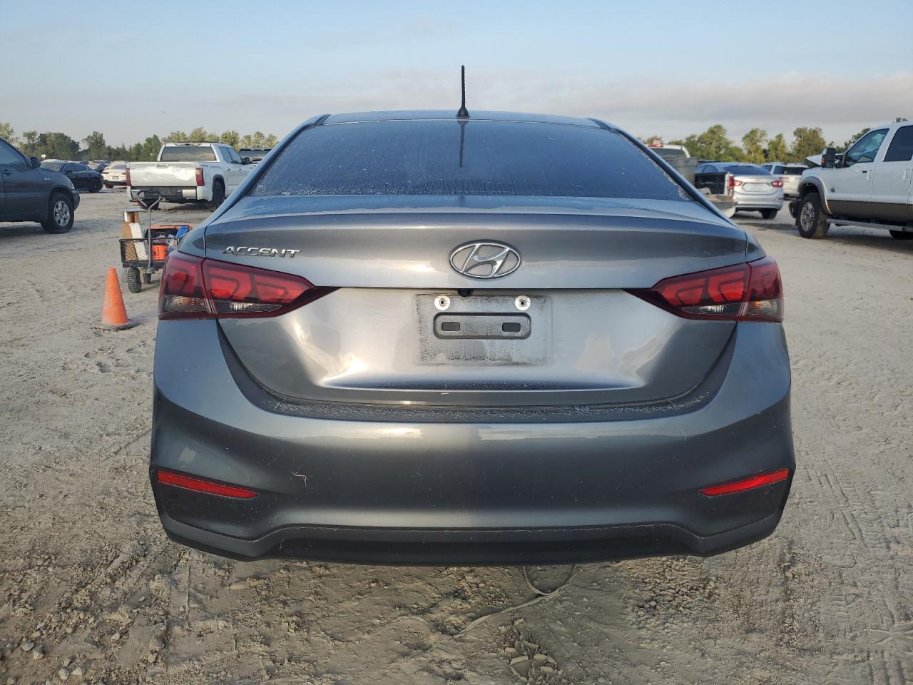 3KPC24A36KE076484 2019 Hyundai Accent Se