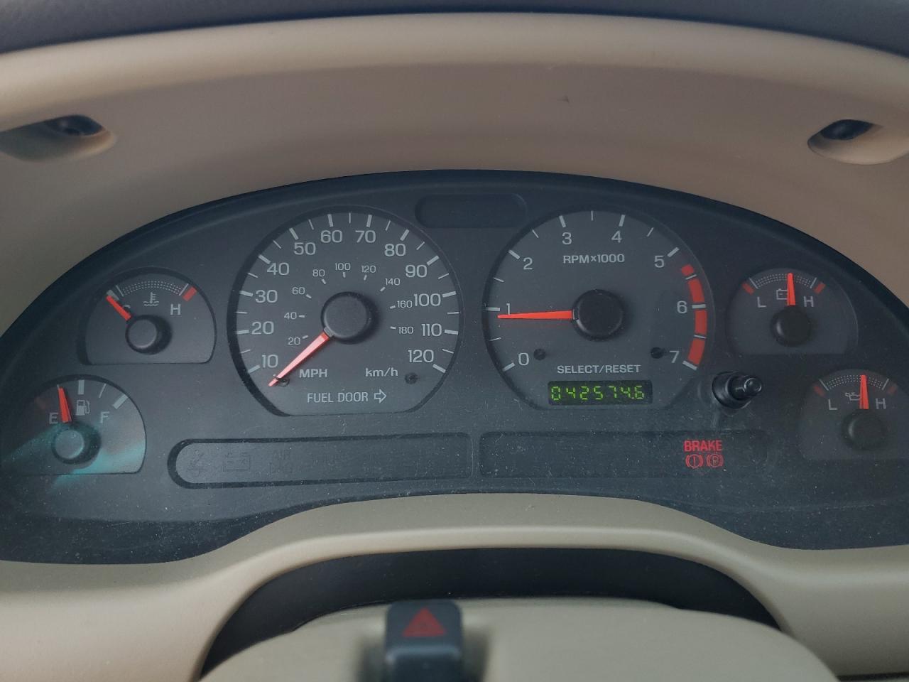 2002 Ford Mustang VIN: 1FAFP44442F136261 Lot: 69889644