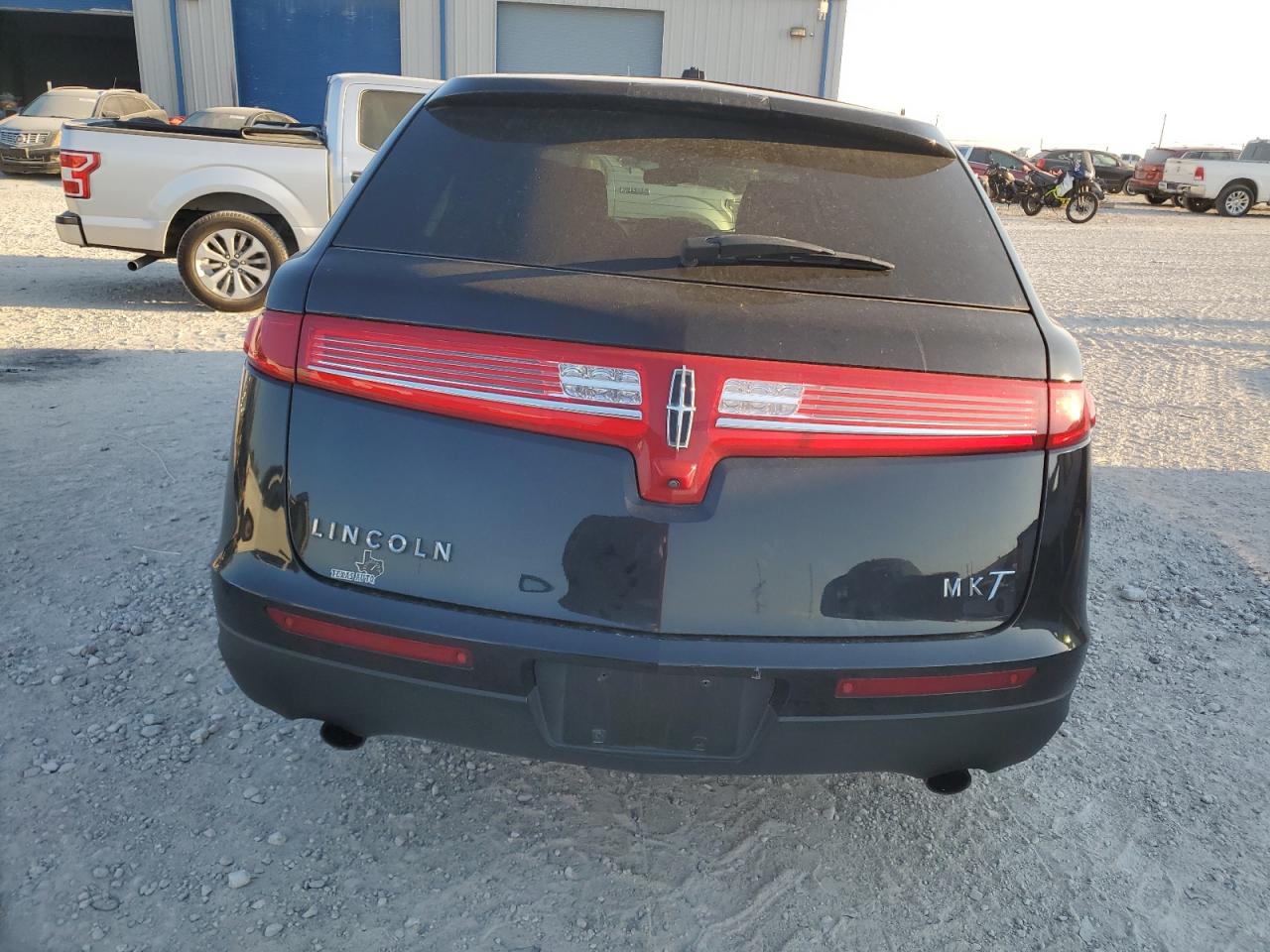 2018 Lincoln Mkt VIN: 2LMHJ5ATXJBL00893 Lot: 71450994