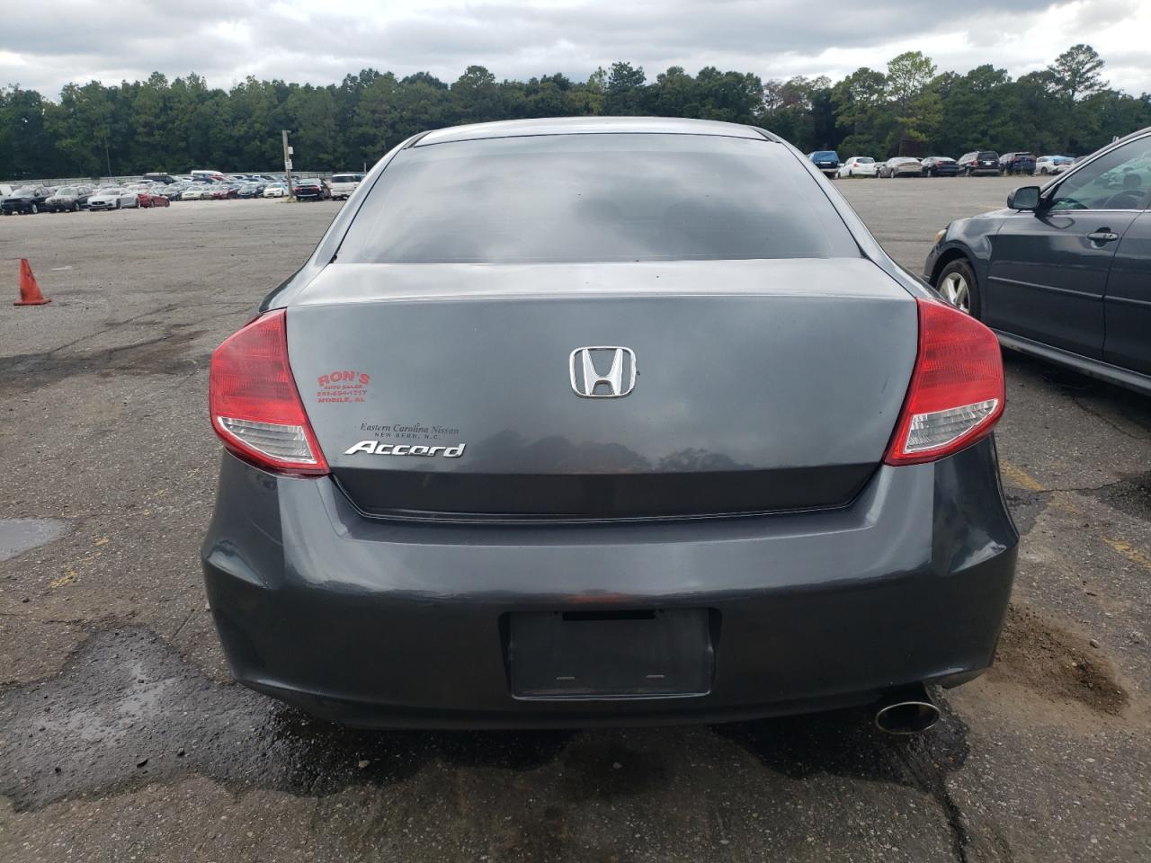 1HGCS1B77BA010269 2011 Honda Accord Ex