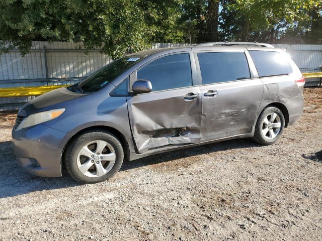 2013 Toyota Sienna Le