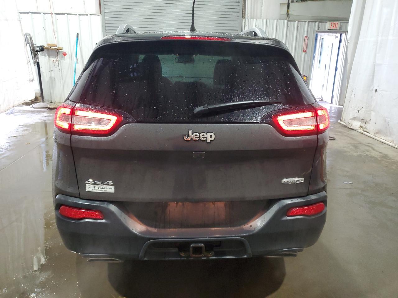 2016 Jeep Cherokee Latitude VIN: 1C4PJMCS7GW227922 Lot: 72954874